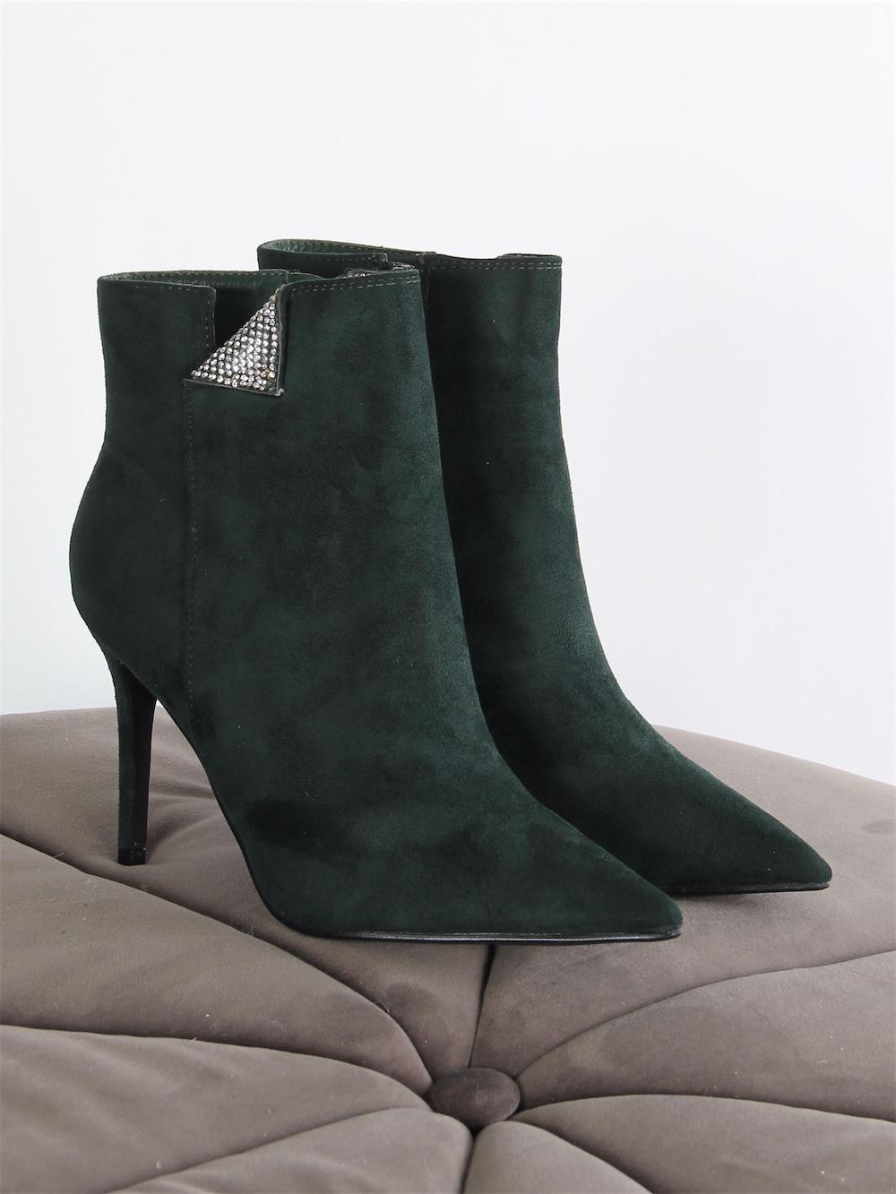 Tinna - Stövel i svart mocka med fin läderimitation